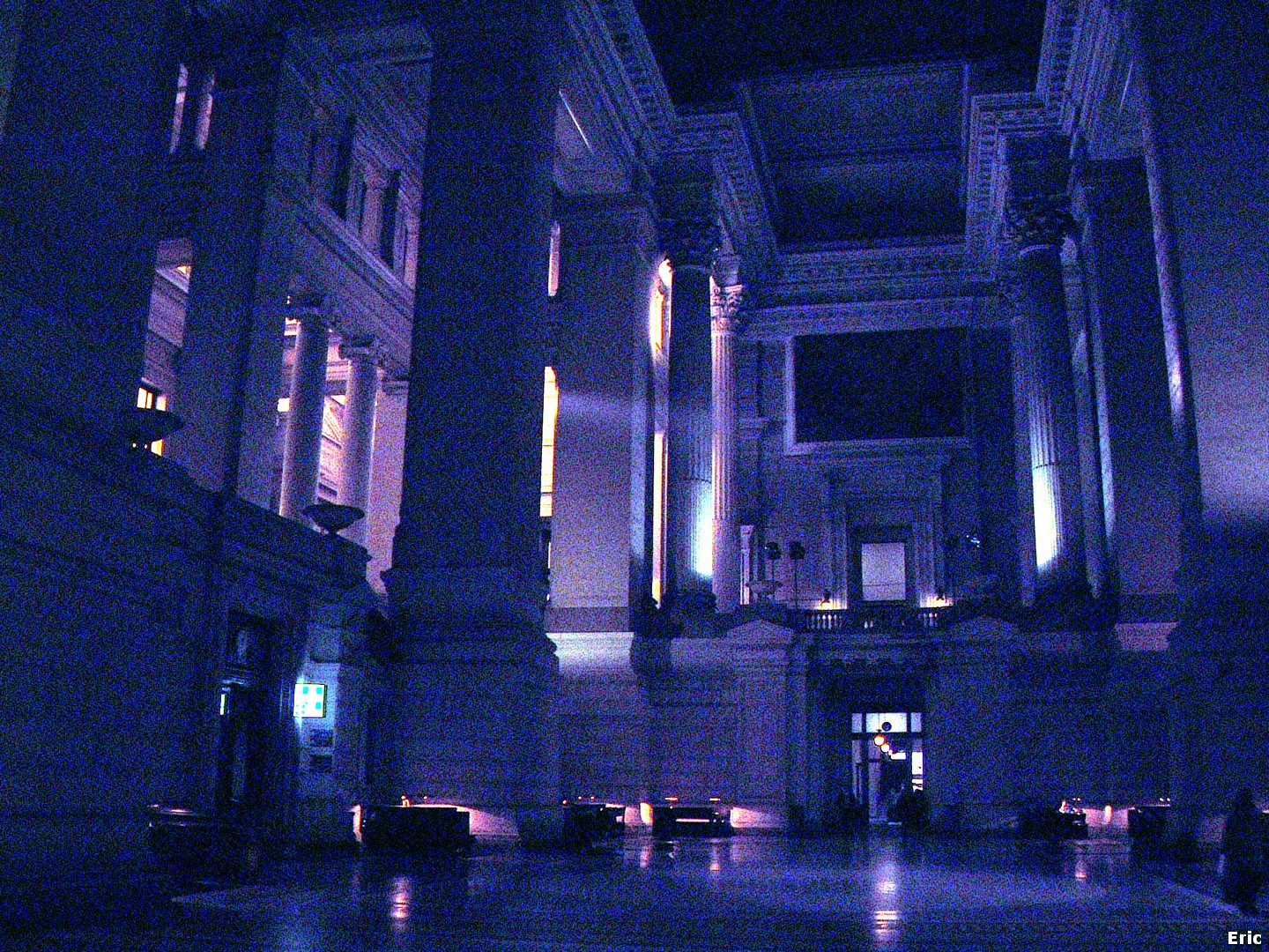Palais de Justice (Jeux de lumières intérieurs)