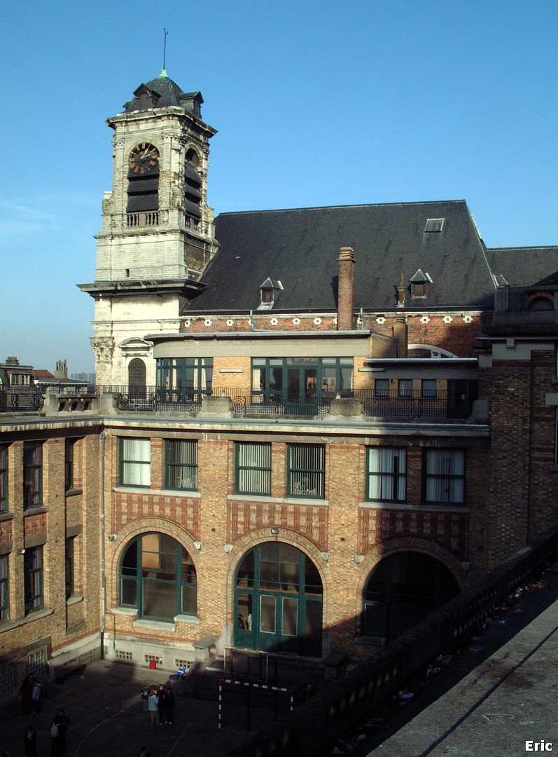 Eglise des Minimes (Vue de la Place Poelaert)