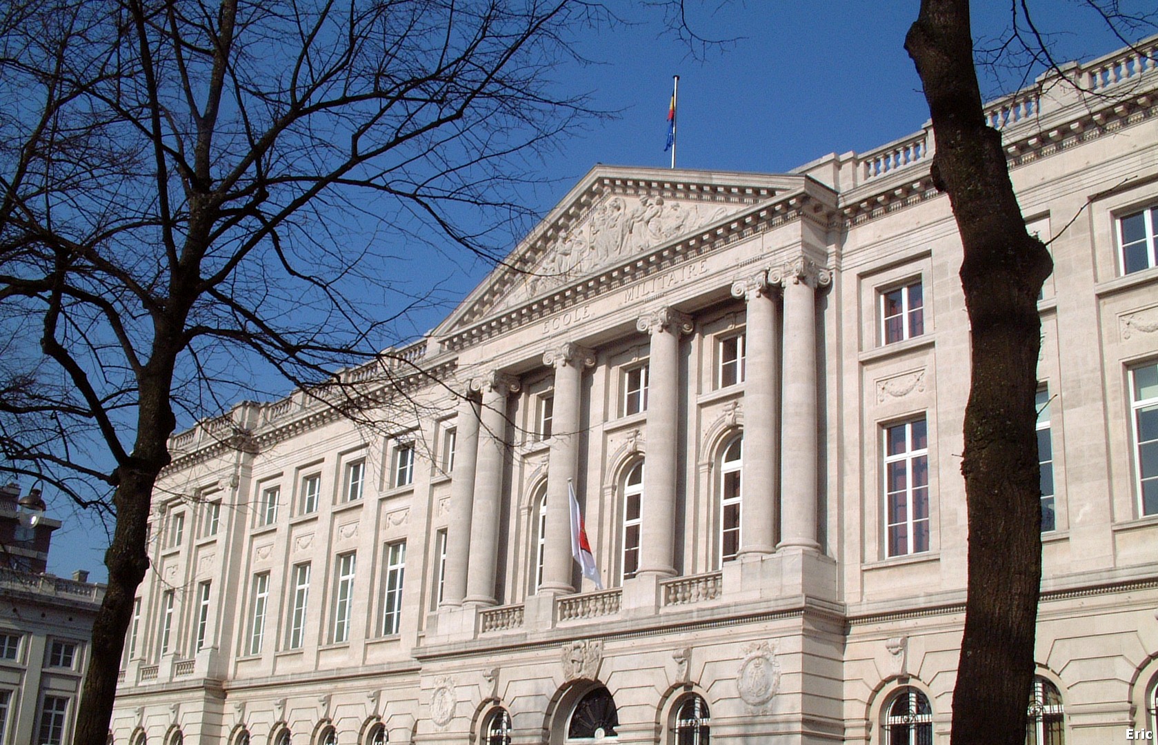 Avenue de la Renaissance (Ecole Militaire)