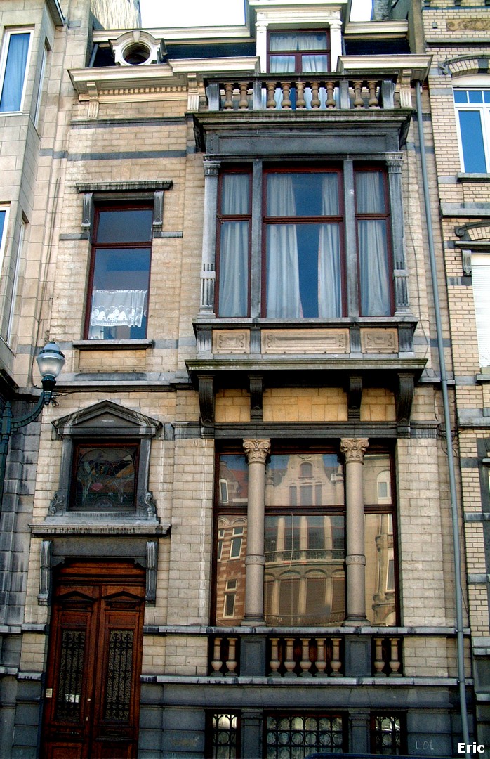 Avenue Louis Bertrand