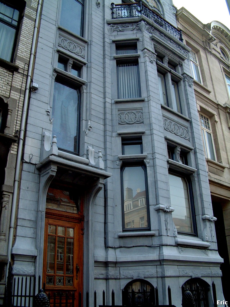 Av. Eug�ne Demolder