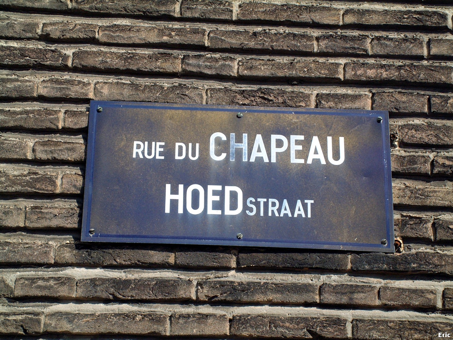 Rue du Chapeau