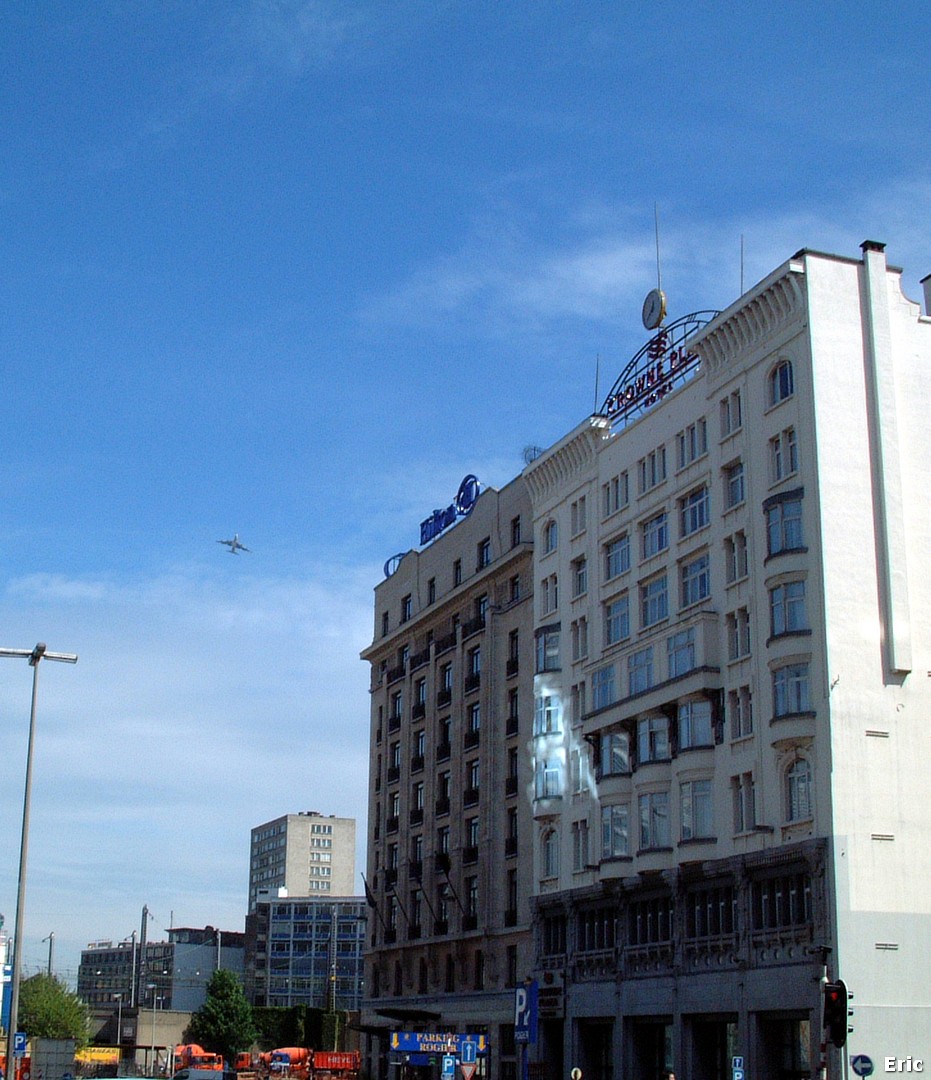 Place Charles Rogier (Hotel Plaza)