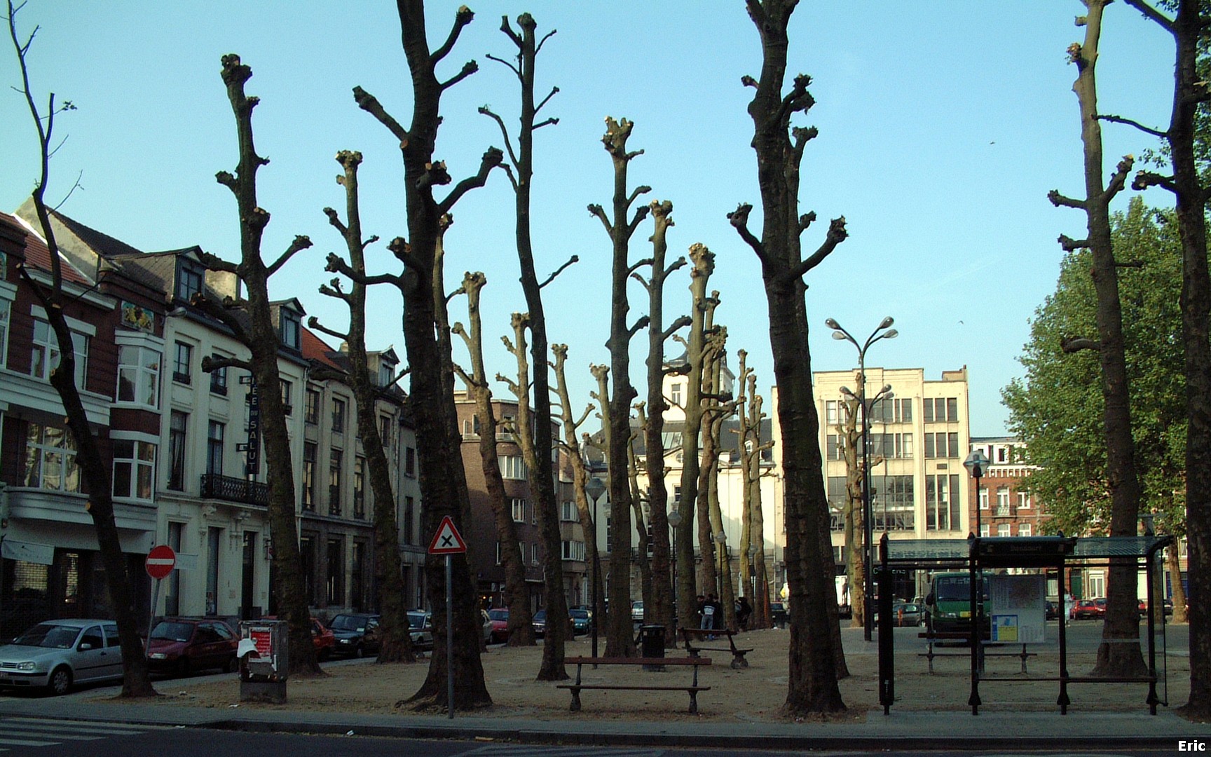 Place du Nouveau Marché aux Grains (Le côté massacré)