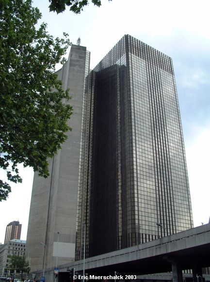  Jardin Botanique (Tour Finances)