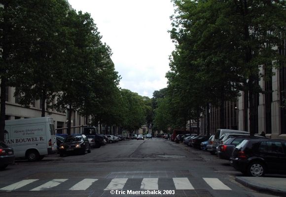Avenue des Arts (Rue Guimard)