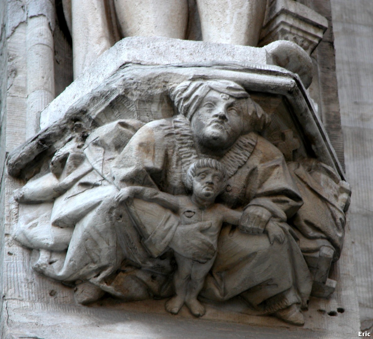  Hotel de Ville