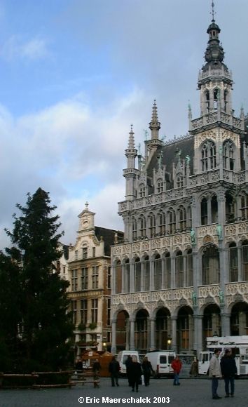  Grand-Place (Maison du Roi)